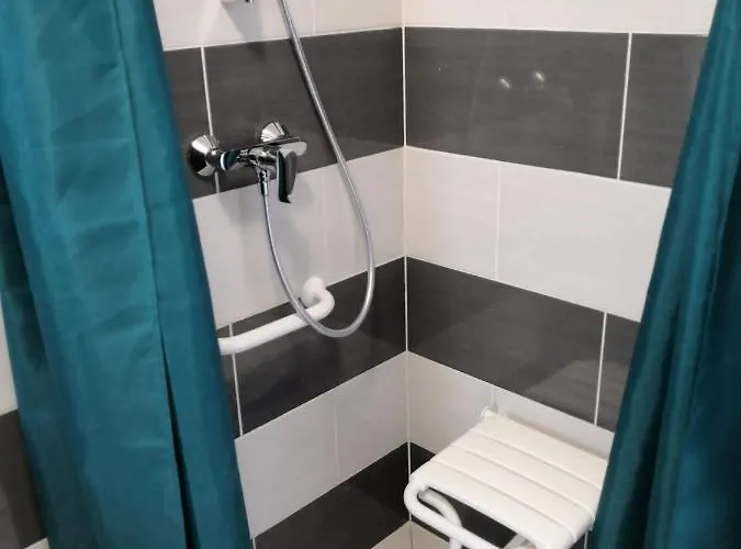 La Canotte Szálloda 2*