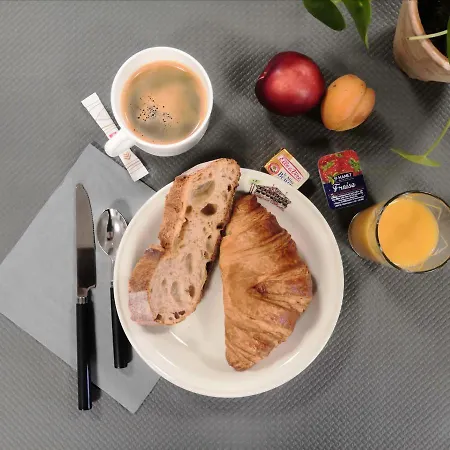 Hotel La Canotte Saint-Julien-en-Born