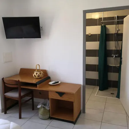 La Canotte Hotel