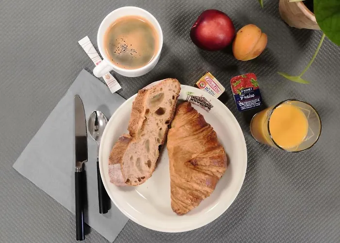 Hotel La Canotte Saint-Julien-en-Born