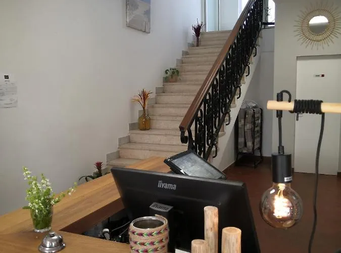 Hotel La Canotte Saint-Julien-en-Born